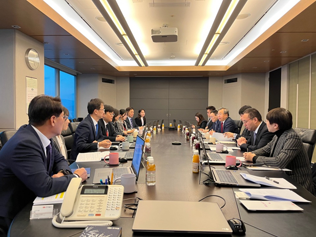 2023年12月19日至21日，刘敬桢一行与韩美药品社长林珠贤、CEO朴宰贤等进行座谈交流.jpg